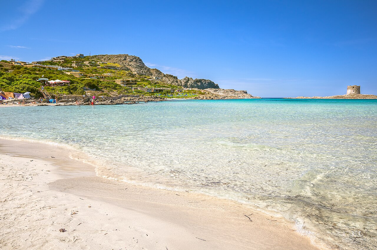 La Pelosa Beach