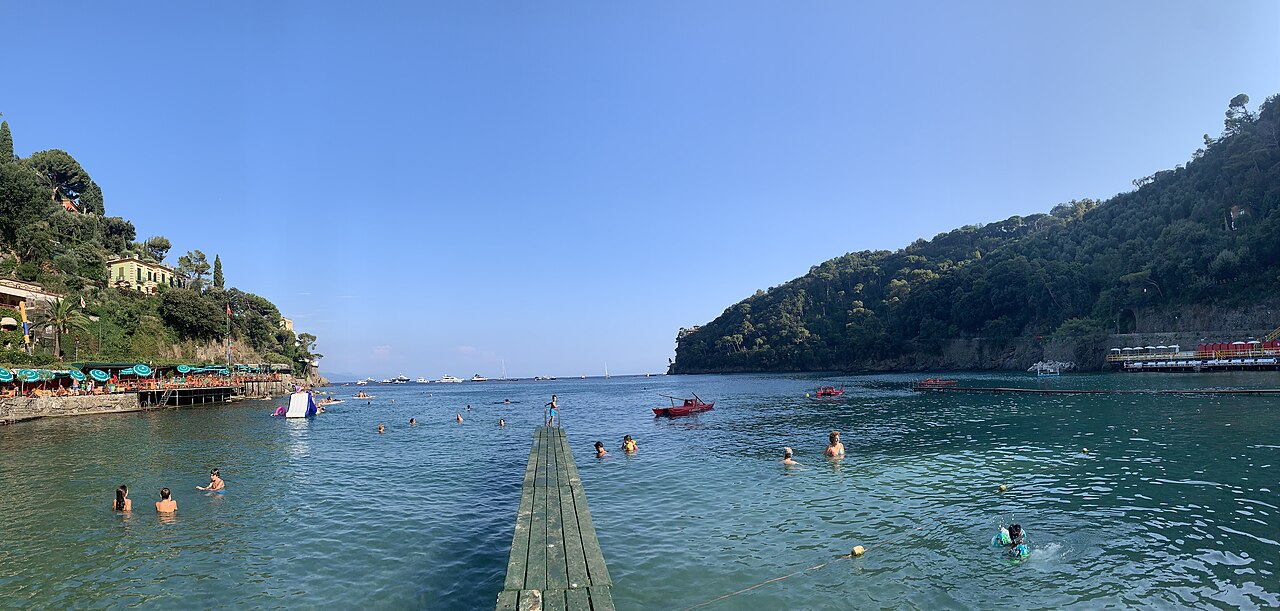 Baia di Paraggi — Italy